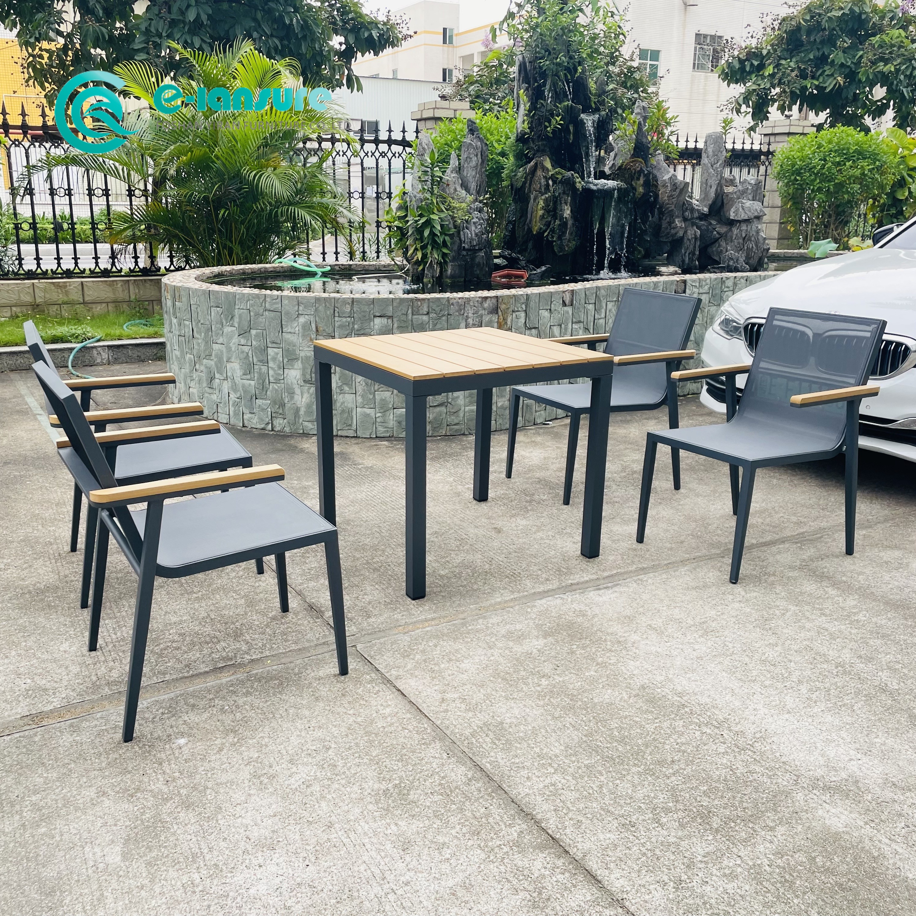 Aluminium Frame Dining Chair with Wood Armrest 4+1 Patio Dining Set for Hotel Garden Restaurant