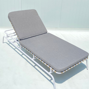 Fr&aacute;ma Al&uacute;manam Textilene &Oacute;st&aacute;n Lasmuigh Sun lounger