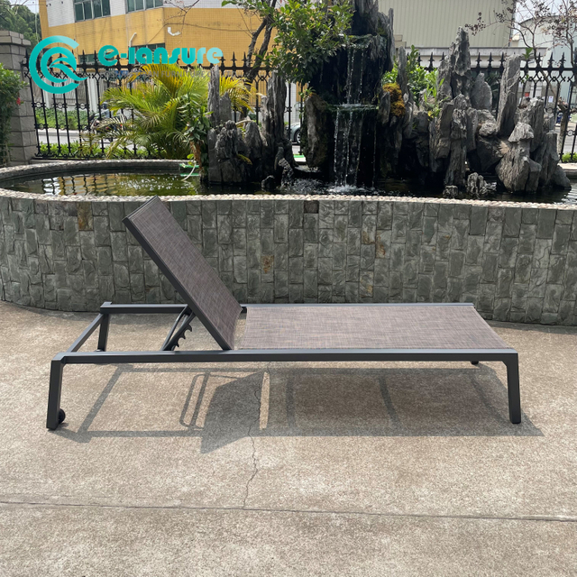 Lounger gréine alúmanaim nua -aimseartha agus íostach amuigh faoin aer le Cathaoirleach Lounge PATIO Fabraic Uiscedhíonach do Chlós Gairdín Baile