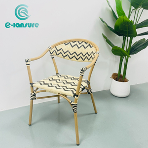 គ្រឿងសង្ហារិមក្រៅផ្ទះខ្នាតតូច ស៊ុមអាលុយមីញ៉ូម កៅអីផ្តៅ សម្រាប់ភោជនីយដ្ឋានទីធ្លា