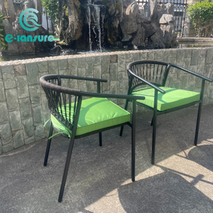 Σύγχρονη Έπιπλα Κήπου με Πλαίσιο Αλουμινίου Καρέκλα Βεράντα Μαύρο Σχοινί Καρέκλα Τραπεζαρίας για Εστιατόριο ξενοδοχείου