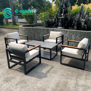 Фабрички модеран намештај за софу Квалитетан алуминијумски оквир Софа са дрвеним наслоном за руке Патио Сет за кућну башту у дворишту