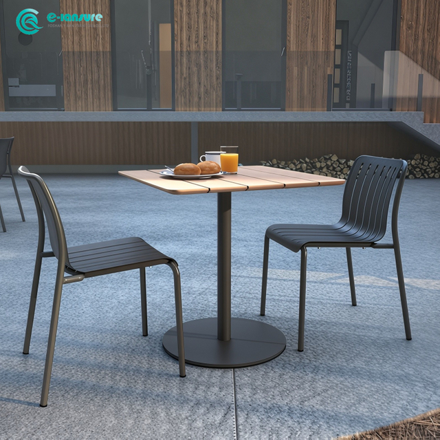 Nội Thất Ngo&agrave;i Trời Chất Lượng Bộ B&agrave;n Ăn Khung Nh&ocirc;m To&agrave;n Bộ B&agrave;n Ghế S&acirc;n Vườn Bộ B&agrave;n Ăn Kim Loại S&acirc;n Vườn Cho Nh&agrave; H&agrave;ng Kh&aacute;ch Sạn Biệt Thự