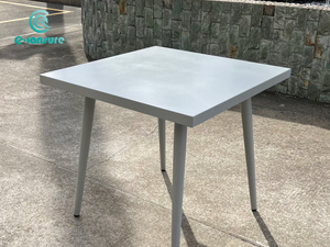 ခေတ်မီ ပြင်ပ စားသောက်ဆိုင် ပရိဘောဂ အလူမီနီယမ် စတုရန်း ထိုင်ခုံ ၄ လုံးအတွက် ထမင်းစားပွဲ