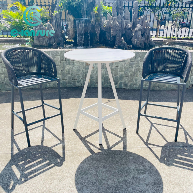 Modern Garden เฟอร์นิเจอร์กรอบอลูมิเนียมเก้าอี้บาร์เชือกเก้าอี้บาร์สำหรับ Patio