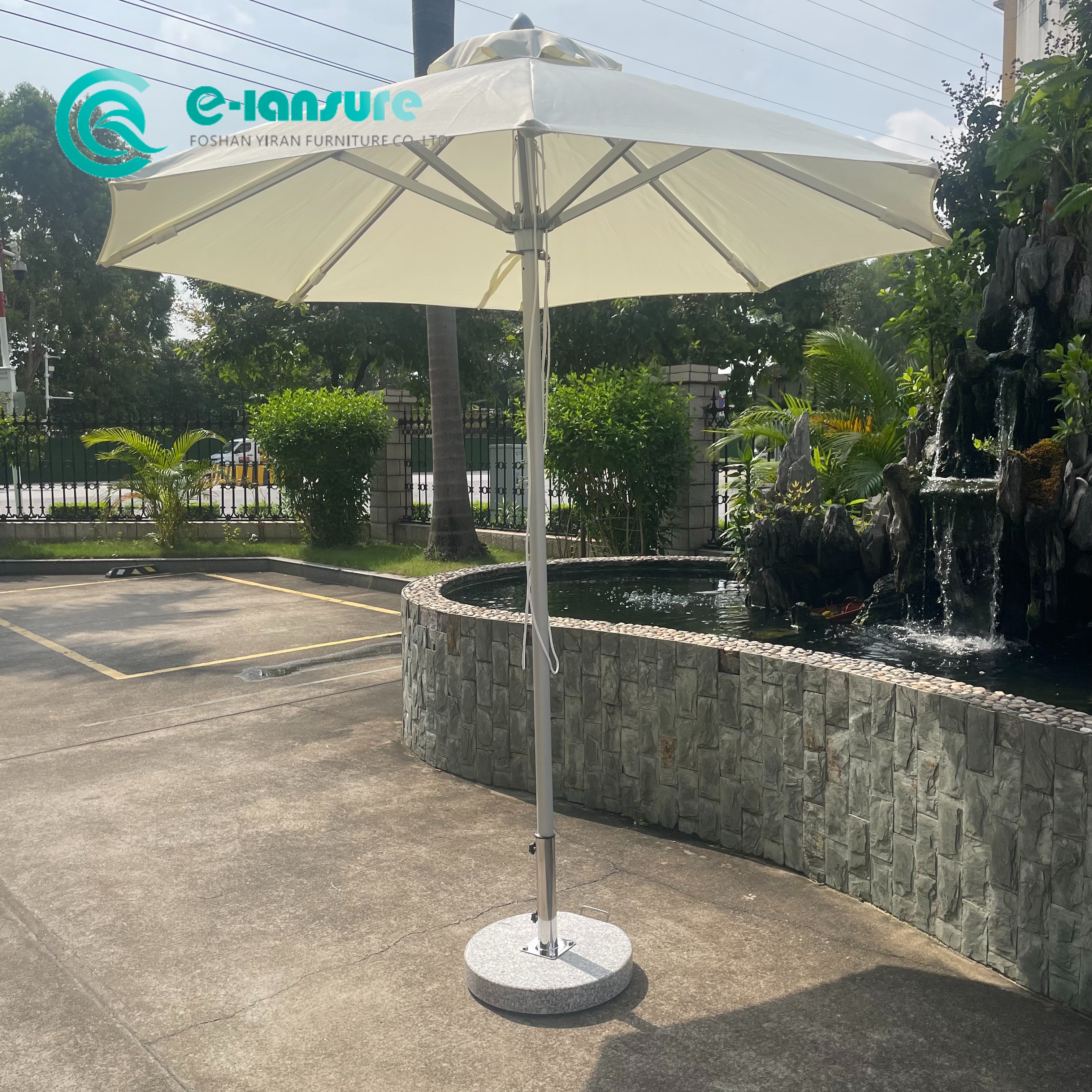 مرصع باغی فرنیچر پول سائیڈ چھتری کوالٹی ایلومینیم فریم سلور وائٹ پیٹیو پارسول آؤٹ ڈور ریسٹورنٹ کے لیے ماربل بیس کے ساتھ
