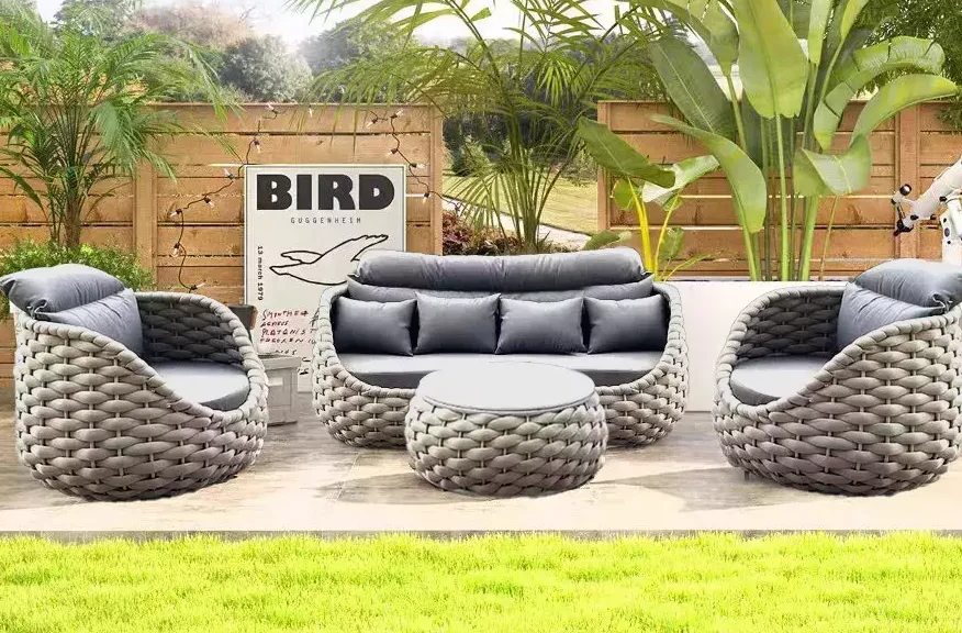 Omhels die Nuwe Jaar: Buitelugmeubelsproduksie hervat!