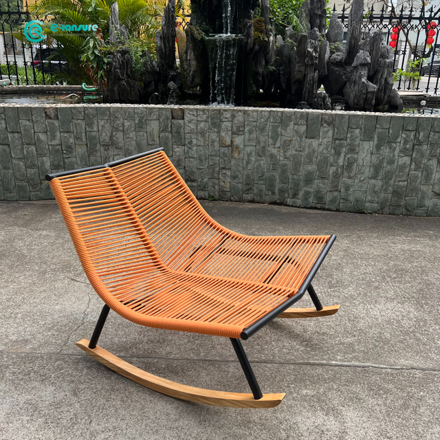 Naše houpac&iacute; křeslo pro voln&yacute; čas Ourdoor Odoln&eacute; zahradn&iacute; křeslo z hlin&iacute;ku a tkan&eacute;ho lana