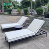 လက္ကား ပြင်ပ Sun Lounger Aluminum Frame Chaise Lounge Chair Poolside Sunbed နှင့် Hotel Resort အတွက် Tea Table Set