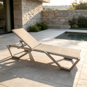 Minimalist Outdoor Furniture Powder Coated Aluminum Frame Chaise Lounge Chair Poolside Sun Lounger Weatherproof Sunbed Para sa Hotel Patio